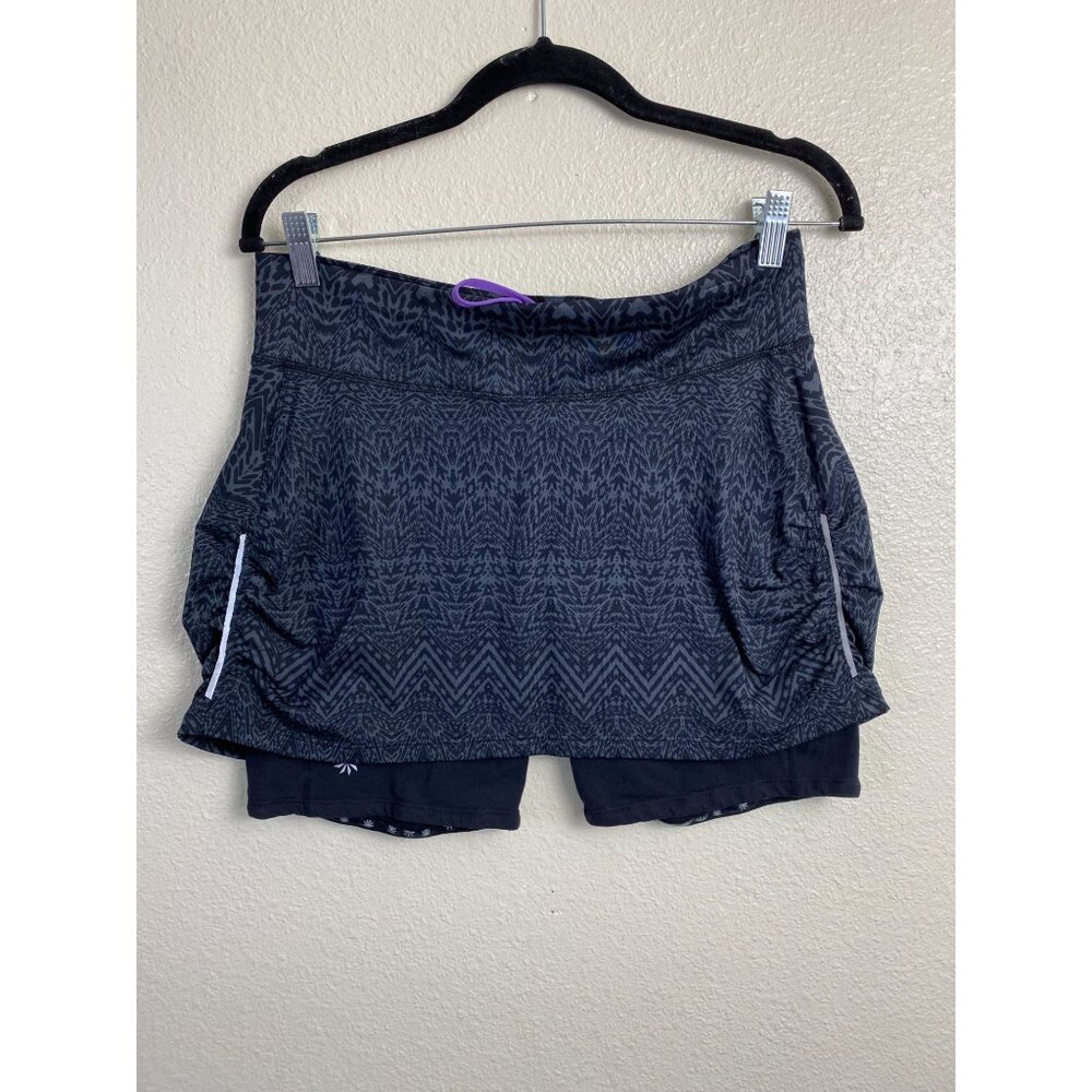 Athleta Contender Tribal Skort Women sz Medium Bike Short Skirt Athletic Workout
